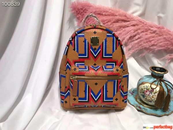 

2018 new fashion korean punk color m printing backpack men and women student bag travel backpack