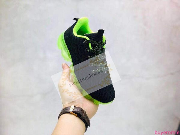 

2020 kids running shoes tn triple black infant sneakers rainbow be true children sport shoes boys girls tennis trainers