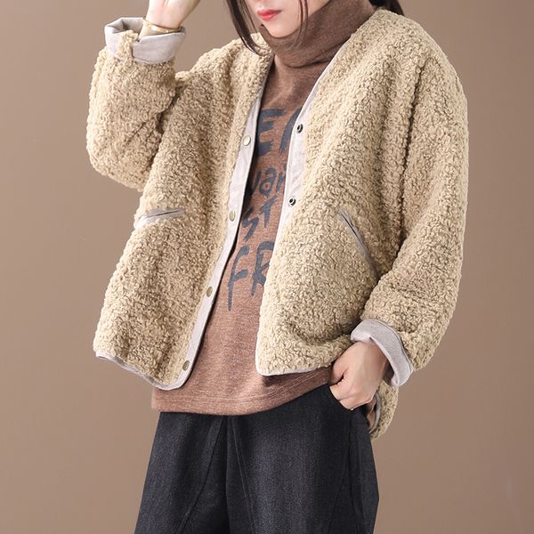 

ewq] 2019 autumn new pattern v collar long sleeve imitation lamb hair thick vintage loose cotton padded coat women ah59611, Black