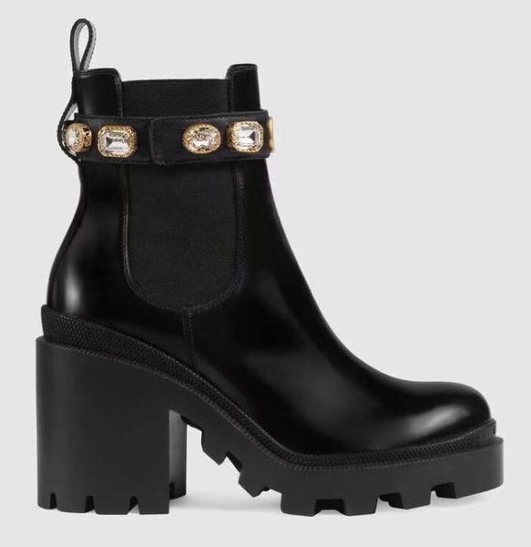 

2018 Designer women Casual Shoes Fashion British Boots Round Toe Martin Boots Buckle Strap Chunky Heel Round Toes Embroidered Boots i3