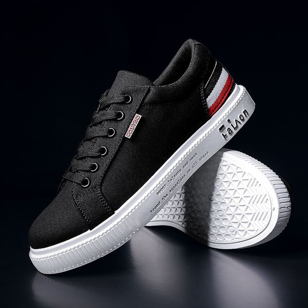 

2019 new fashion casual shoes 110.40, Black