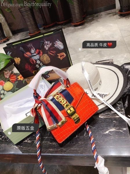 

2019 new women designer bags handbag fashion high end atmosphere hardware of