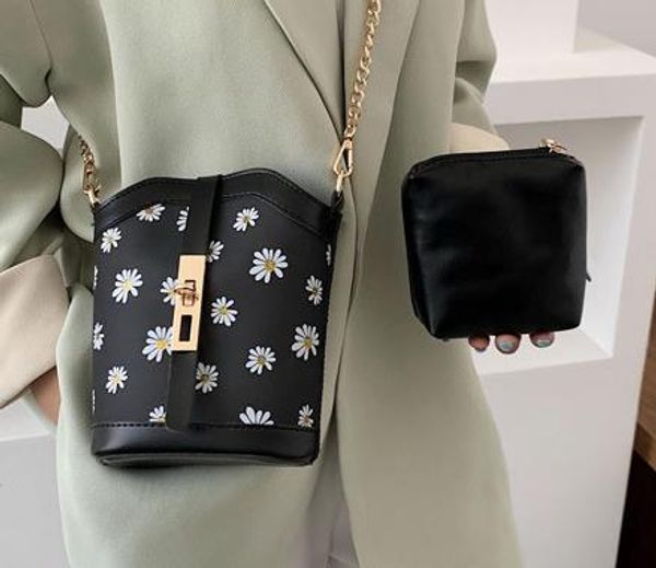 

translucent small bag 2020 new wave fashion wild ins messenger designer female bag chain bucket bags