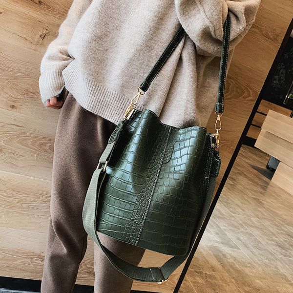 

vintage leather stone pattern crossbody bags for women 2019 new shoulder bag fashion handbags and purses zipper bucket bags