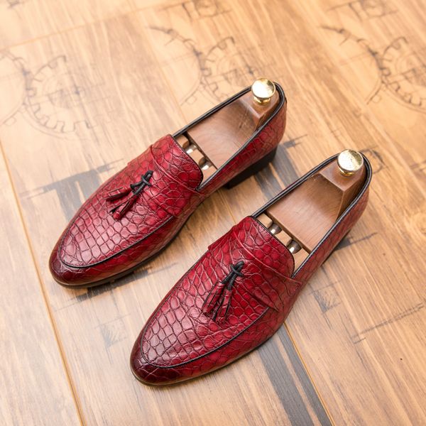 

2019new spring men shoes leather male comfortable oxford shoes pattern luxury brogues mens classic business moccasin, Black