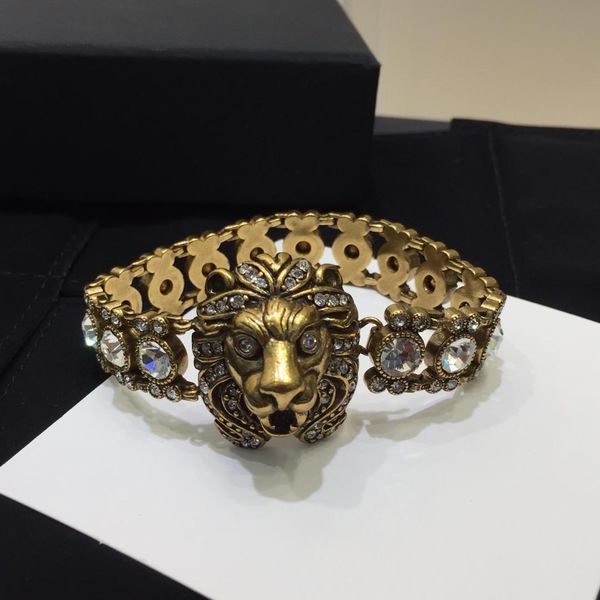 

Luxury de igner jewelry women bracelet bracelet de igner love bracelet men bracelet lion head full of diamond 2019 luxury fa hion acce