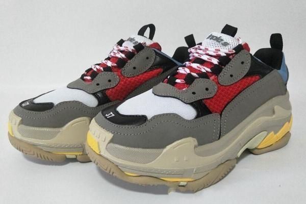 

fashion paris 17fw triple s sneakers triple-s casual dad mens designer shoes for women beige black sports chaussuresl02