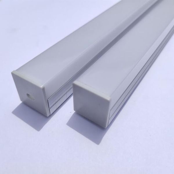 Profilo in alluminio di stile caldo della copertura del quadrato di vendita all'ingrosso libero di trasporto per la luce di strisce del LED