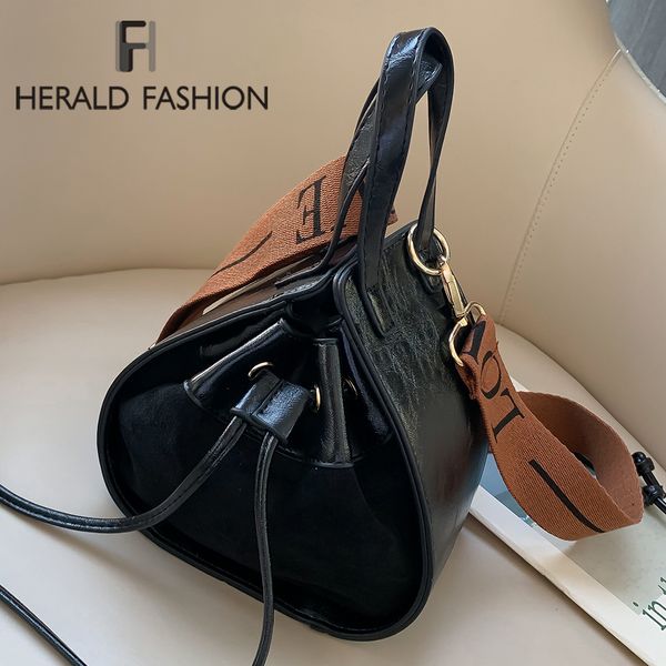 

fashion pu leather women crossbody bag famous designer vintage shoulder bags with letter female casual messenger bags