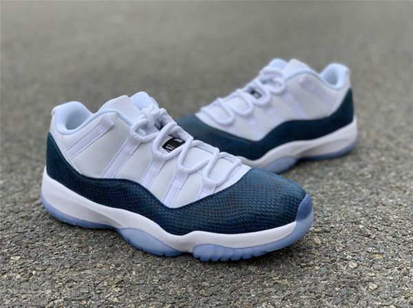 

2020 new authentic 11 low navy blue snakeskin basketball shoes white black real carbon fiber cd6846 -102 men sports sneakers with box