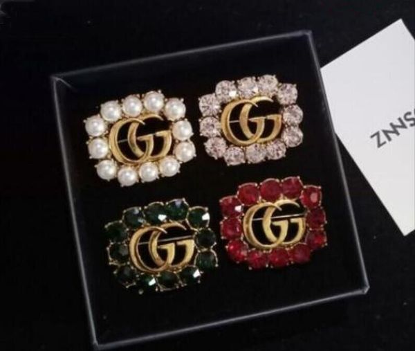 

new korean letter brooch female sweater coat brooch four-leaf clover pearl with pin shawl accessories korea012, Gray