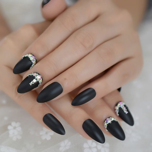 

black customized rhinestone fake nail matte stiletto fashion false nail tips sharp unique full cover acrylic nails set, Red;gold