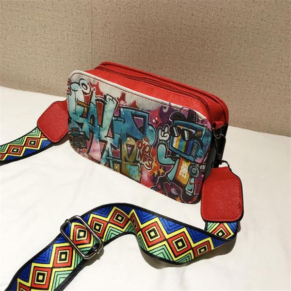 

сумки для doodle wide плеча женщины hip hop сумка мешок женщин пакет застежка letters street trend crossbody сумки горячая продажа