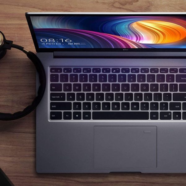 

Ноутбук Notebook Pro FHD 15,6 "Intel Core i5-8250U 8 ГБ ОЗУ + 256 ГБ SSD vH