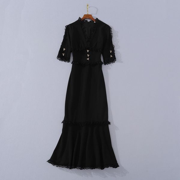 Wear das Mulheres Europeias e Americanas 2020 Verão Novo Estilo de Manga Five-Point Stand Collar Lace Fashionable Black Fishtail Dress