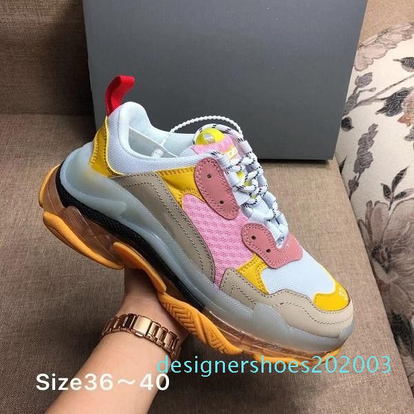 

wholesale designer 17fw triple s adds a clear bubble midsole sneakers mens women neon green luxury increasing brand casual dad shoes d03 d03, Black