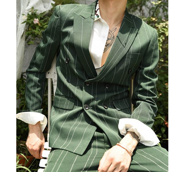 

весна 2020 новый продукт полосатый двубортный костюм мужской тонкий костюм стилиста волос оригинальный модный тренд из двух частей, White;black