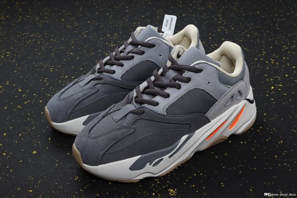 

new 700 magnet wave runner running shoes inertia v2 kanye west designer shoes men women trainers seankers