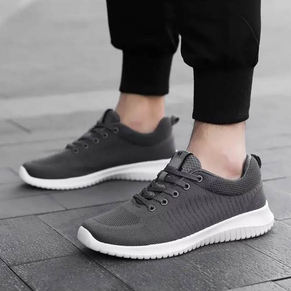 

with socks fashion luxury men women running shoes black white blue grey breathable sport sneakers mens trainers designer casual shoes, White;red