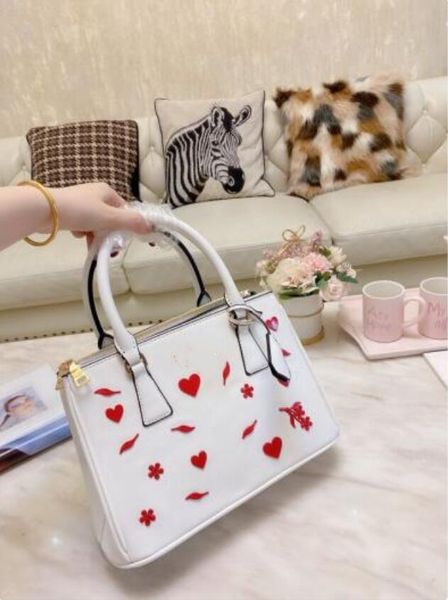 

new fashion brand leather shoulder bag casual handbag leather shoulder bag mommy bag four colors ok