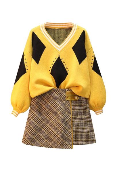 

make large size ladies qiu dong outfit new fat younger sister western style meat two-piece web celebrity sweater dress, White