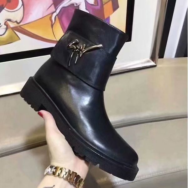 

black personality fashion martin boots inside zipper leather europe and the united states wind waterproof non-slip women's boots size 3