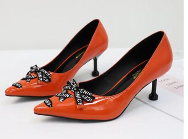 

2019 bowknot women's shoes in spring and autumn with new style high heel fine heel pointed end, Black