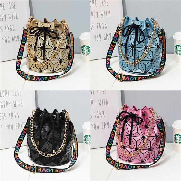 

2020 fashion designer shoulder bag new pu leather bamboo hit color female bag god package#523