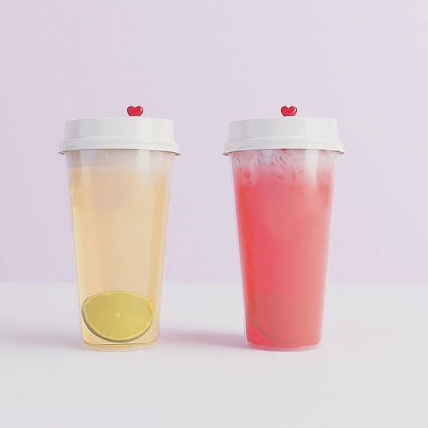 Bicchieri di plastica usa e getta da 500 ml per bere feste con coperchio Tazze da tè al latte trasparenti Moda addensare tazza per bevande calde fredde resistenti al calore