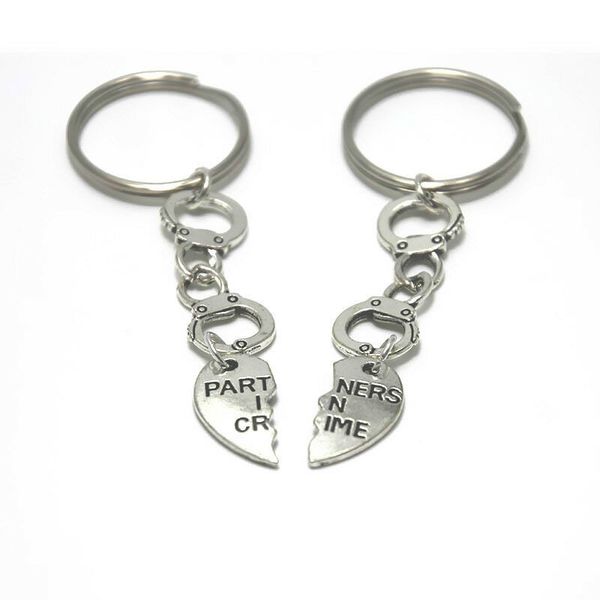

new style ancient silver partners in crime separable heart shape handcuff charm pendant keyring keychain men women jewelry holiday gift, Slivery;golden