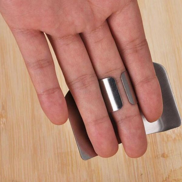 

1pcs finger guard protect пальцев рук c рук protector нож cut finger инструмента защита из нержавеющей стали кухня должен иметь инструмент
