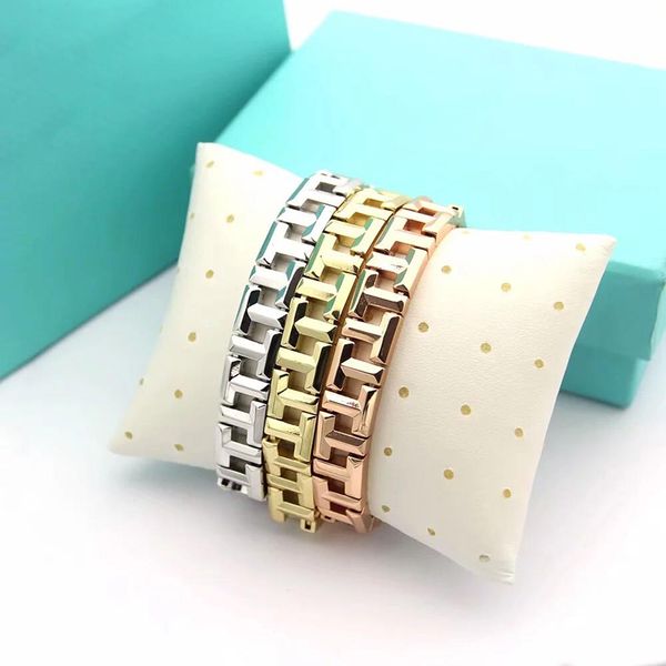 

2020 new of stainless steel gold bracelet for men/woman stylish simplicity designer brand christmas gift jewelry for men/woman, Black