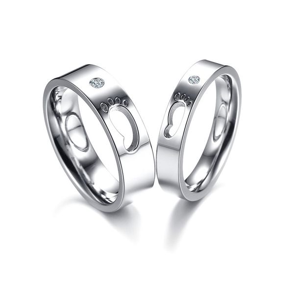 

мода из нержавеющей стали пара кольца женщины мужчины творческий hollow footprint форма циркониевого lovers кольцо для свадьбы engagement, Silver