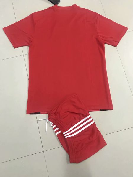 

wholesale customized men football uniforms,mens kits sports clothes tracksuits discount boy football sets with shorts b44-16, Blue;black