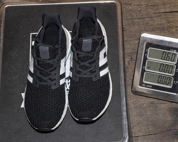 

find ultraboost running shoes shop ultra boosts 4.0 run shoe and sneakers triple white black trainer multicolor show stripes outdoor shoes