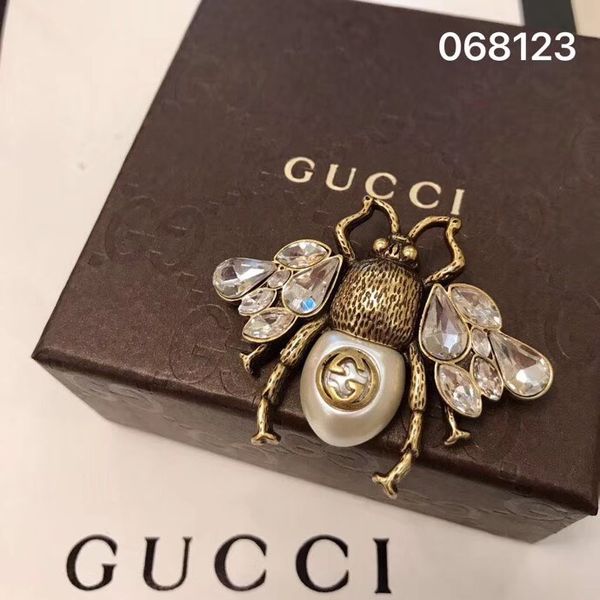 

european and american fashion big new retro bee letter brooch rhinestone coat brooch men and women accessories pin, Gray