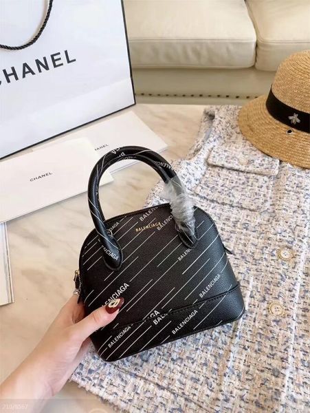 

New fa hion female lung houlder bag ver atile imple handbag name houlder bag cu tom hand bag women 039 handbag lady pur e wallet t0