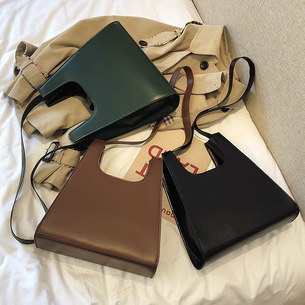 

women's bag 2020 new autumn and winter retro wild one-shoulder armpit bag hong kong style fashion texture tote