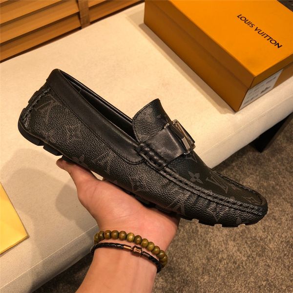 

19ss brand summer spring breathable genuine leather flats loafers men shoes casual shoes luxury fashion slip on driving shoes, Black