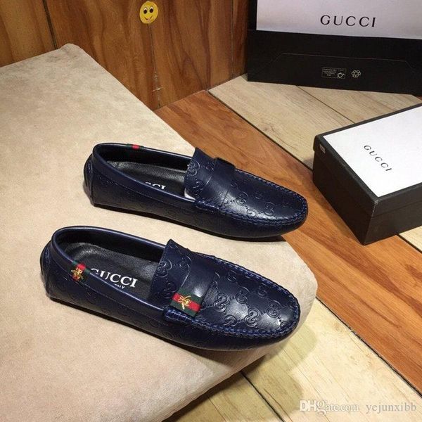 

a1 2019 fashion embroidery small white shoes g men loafers sneakers low cut lace-up small bee casual flat shoes size 38-44, Black