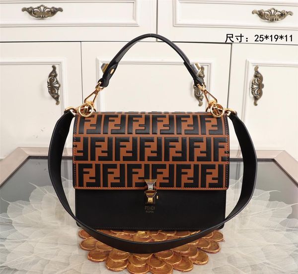 

2019 new women fa hion how fa hion ingle houlder bag fa hion trend ca ual chain leather bag elaborate delivery ize 25x19x11cm