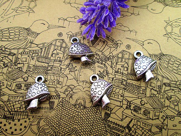 

60pcs- mushroom charms , antique tibetan silver mushroom charms pendants 17mm x 17mm, Bronze;silver