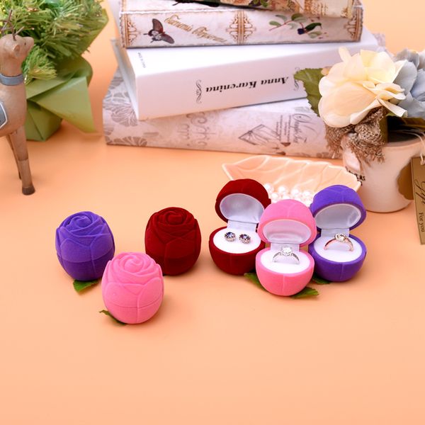 

[ddisplay]velvet rose shape ring pink jewelry box wedding personalized red rings standing holder purple earring studs holder jewelry case, Black;white