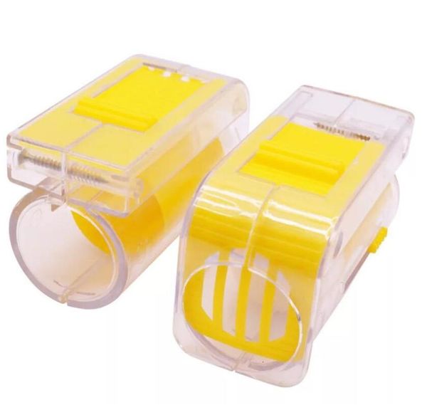 

new home bee queen marking catcher plastic one handed marker bottle plunger plush beekeeper tool garden beekeeper queen bee catcher