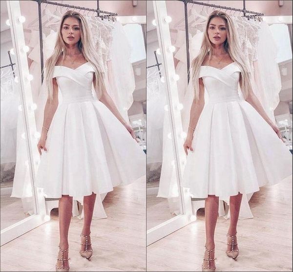 

simple boat neck a-line knee length wedding reception dresses white satin pleated wedding dress bridal gowns party dress cocktail