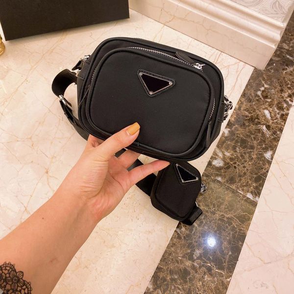 

ts треугольник металл символ crossbody сумка мужская женская сумка плеча рубанок обильный black street fashion casual сумки кошельки tsysbb4