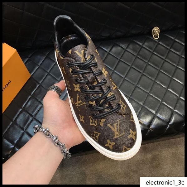 

2019wc нов мђжин на лђайн кѬоовки, обѬезне Ѭоконе мђжин на окѬом