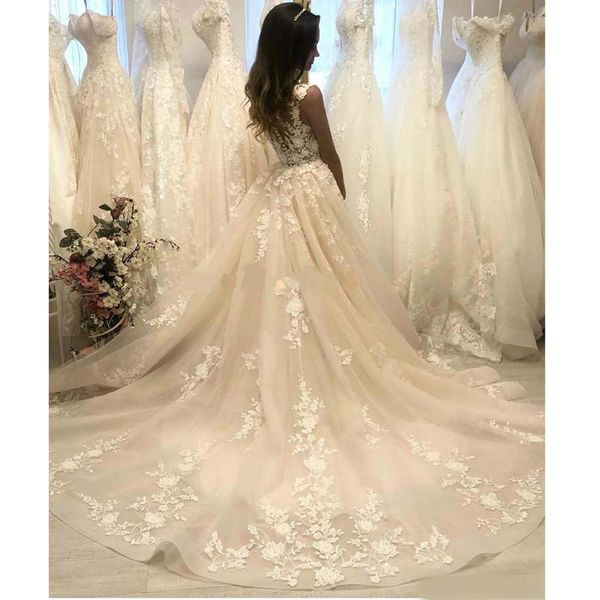

appliques lace mermaid wedding dresses with detachable train sweep train sheer button bohemian wedding dress 2020 robes de mariée, White