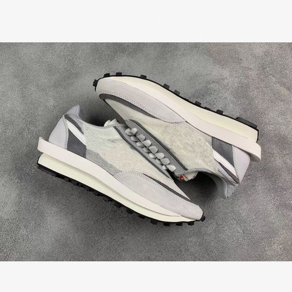 

2020 new ld waffle sacai white running shoes summit luxury mens black bv0073-100 size 40-45 with box