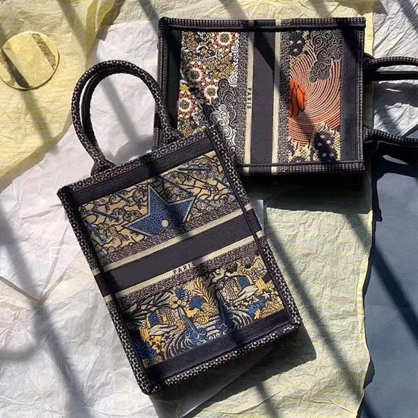 

дизайнеѬ-Ѭоконе олове дизайнеѬкие ђмки аѬо аѬинне вивки пеаи же